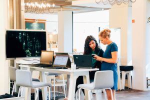 Indicadores de desempeño: cómo evaluar el rendimiento individual y de equipo en el trabajo