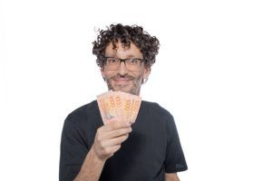 Se presentó un Proyecto de Ley para derogar la prohibición de indexar (cita a “Barrios en sus fundamentos”).