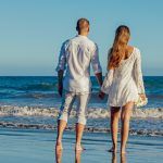 ¿Puede reclamar una compensación económica quien convivió con una persona que seguía legalmente casada?